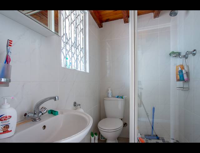1 BEDROOM APARTMENT TO LET IN PLUMSTEAD